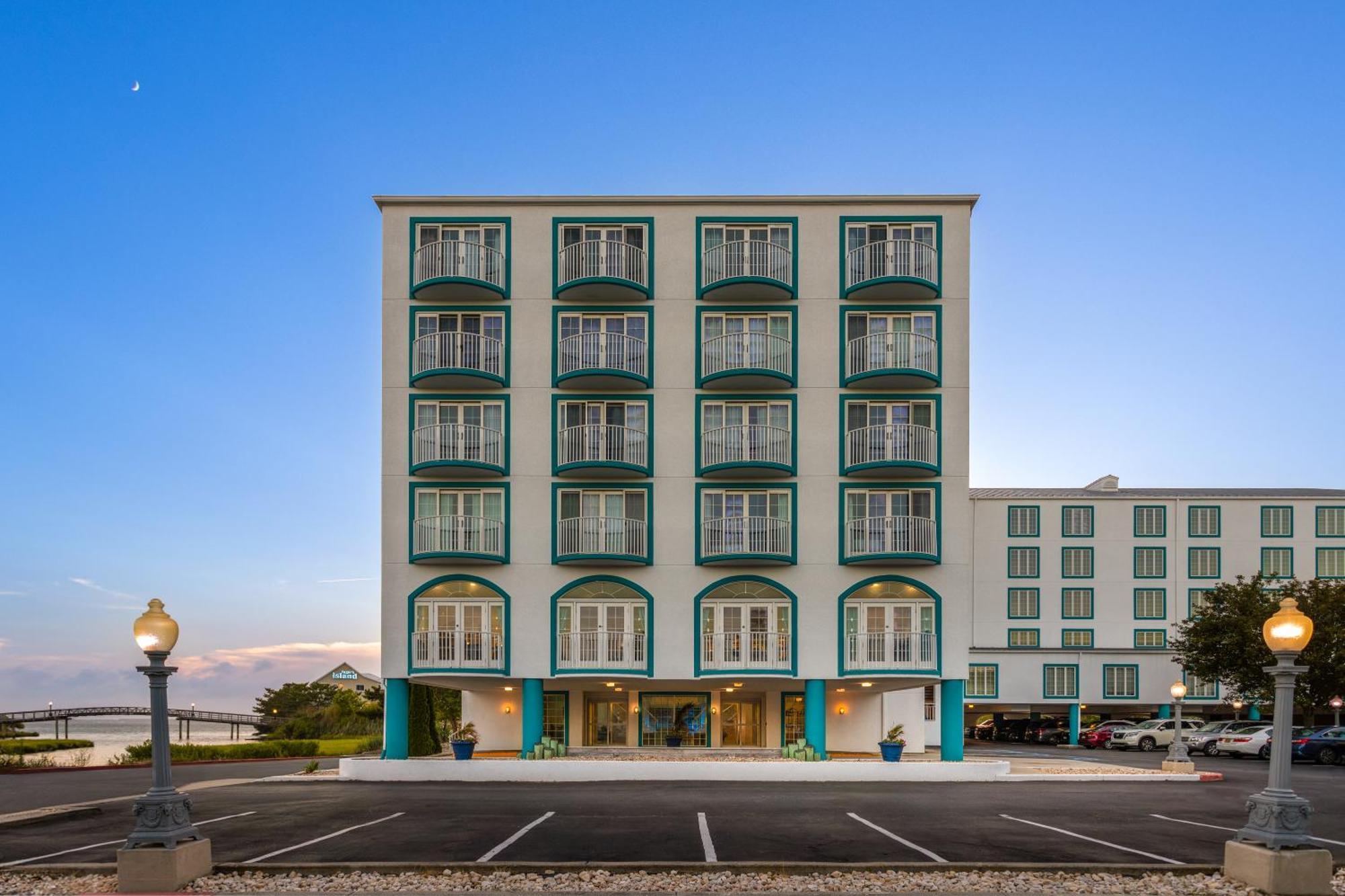 אושן סיטי Coconut Malorie Resort Hotel, Ascend Hotel Collection מראה חיצוני תמונה