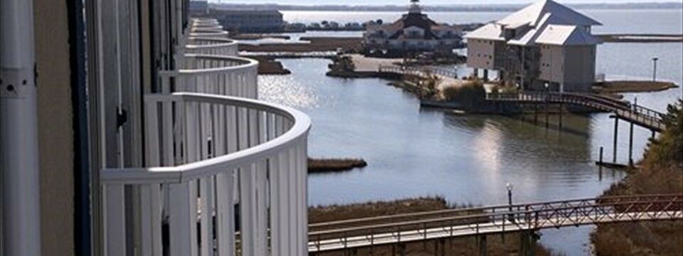 אושן סיטי Coconut Malorie Resort Hotel, Ascend Hotel Collection מראה חיצוני תמונה