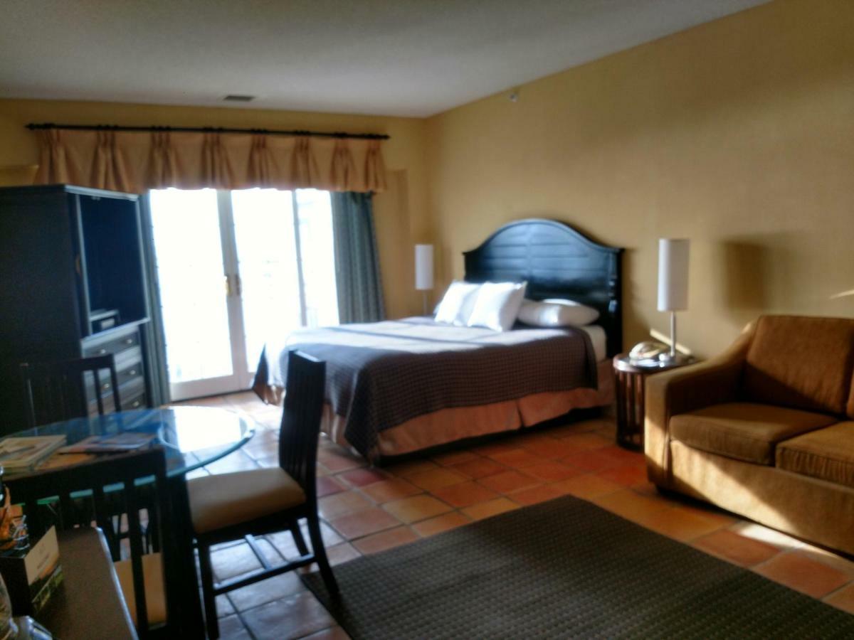אושן סיטי Coconut Malorie Resort Hotel, Ascend Hotel Collection מראה חיצוני תמונה